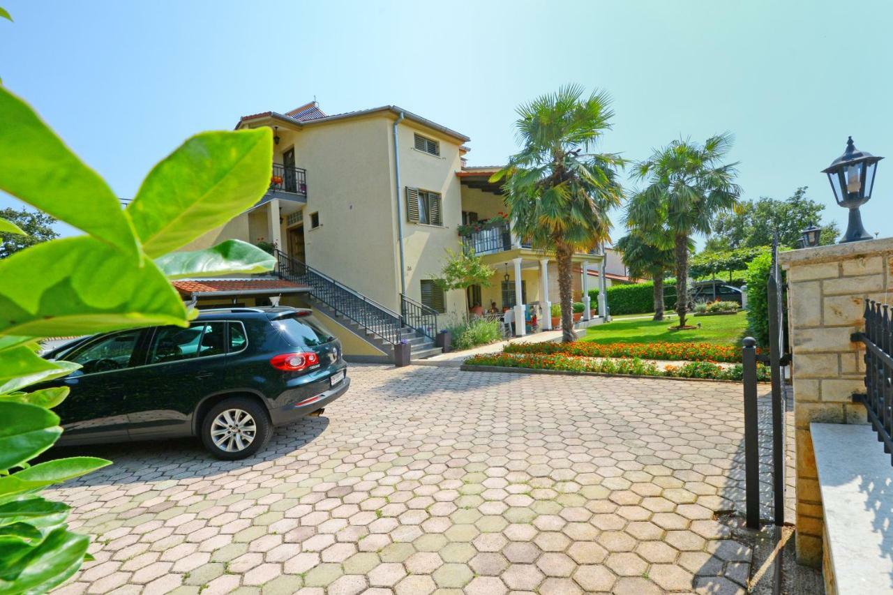 Apartments Pilic Rosini Εξωτερικό φωτογραφία